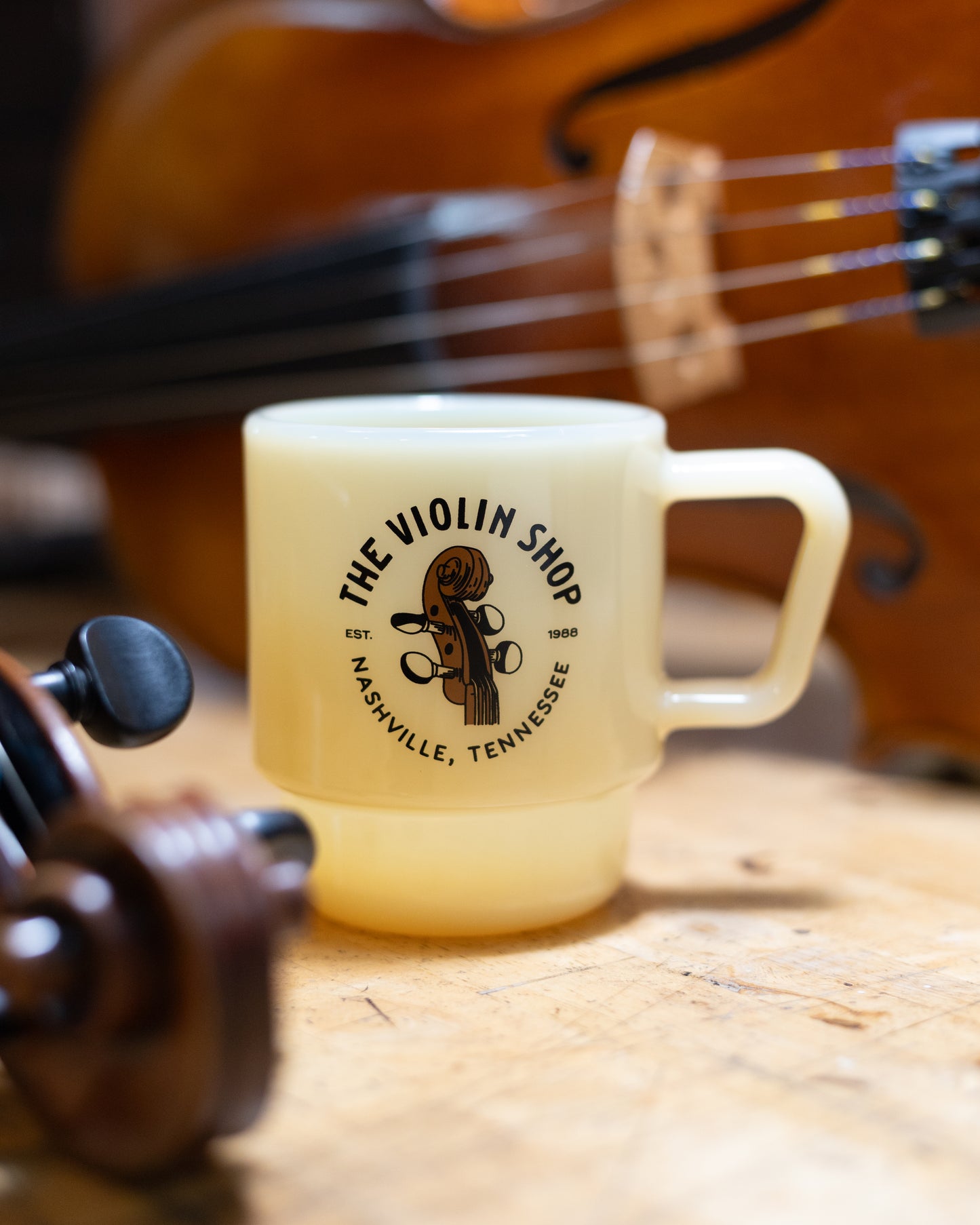 TVS MILK GLASS MUG